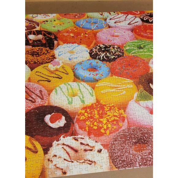 1000 piece Jigsaw puzzle Doughnuts Complete - Picture 6 of 7